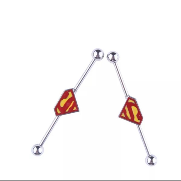 Superman industrial percing - Picture 3 of 4